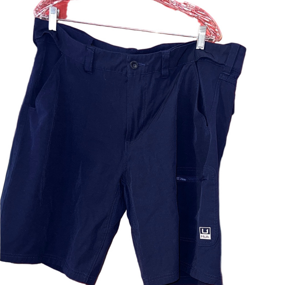 Huk Navy Men's Cargo Shorts XXL - Picture 1 of 6
